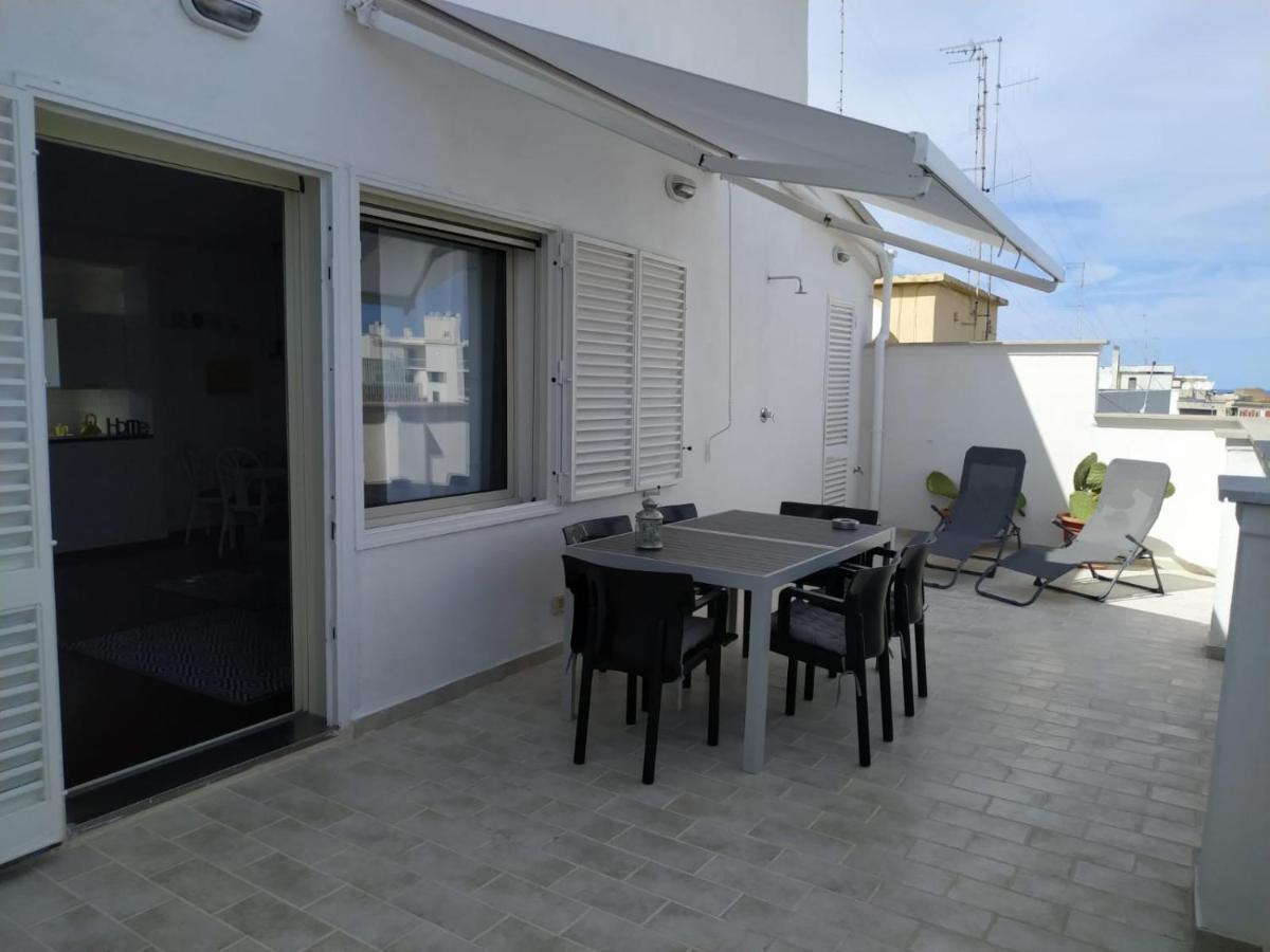 Michi'S Home - Attico In Centro Bari Exteriör bild